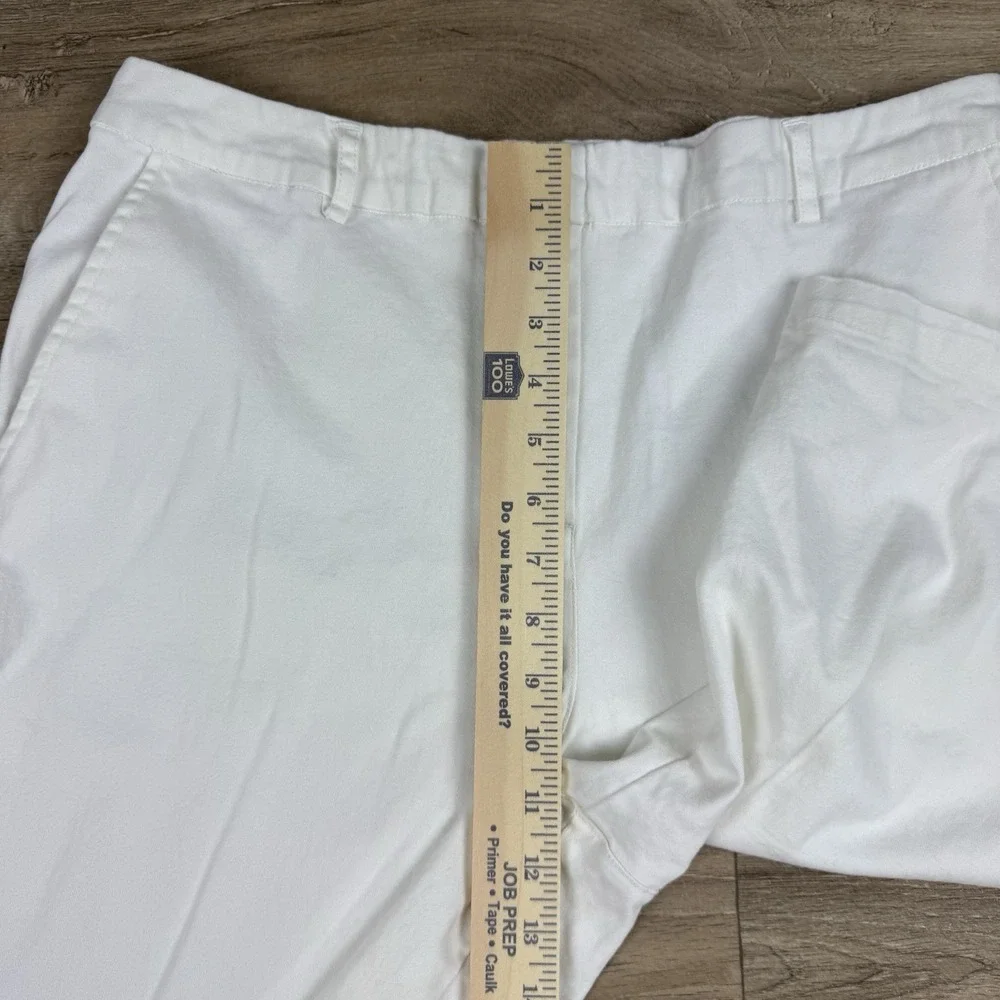 Chadwicks‎ Of Boston Womans Size 16 White Cotton Blend Bermuda Shorts Chino